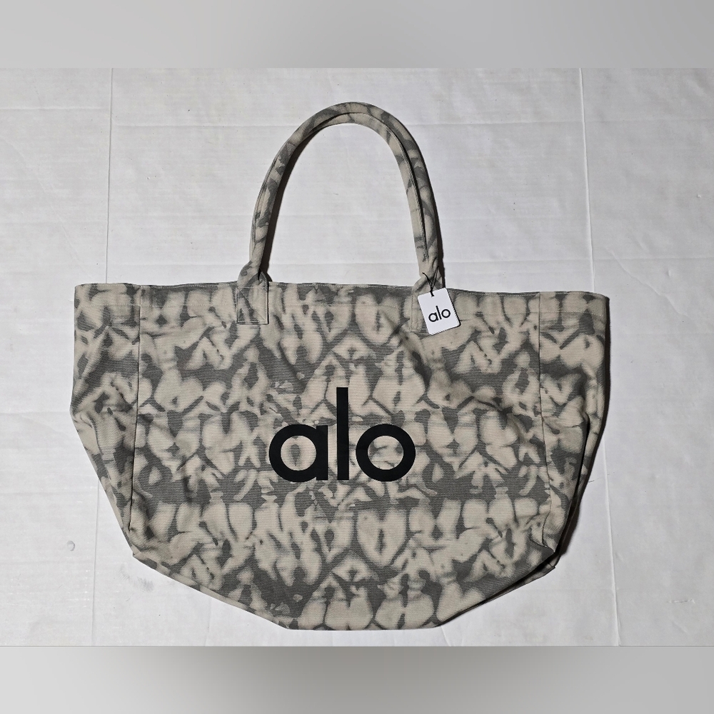 ALO Yoga Gray Tie-Dye Canvas Tote Bag Large Gym Travel Carry-On Handbag NWT